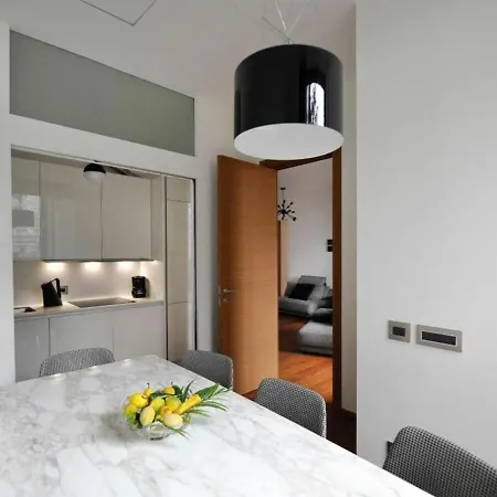 Castillia, Bosco Verticale Apartamento *