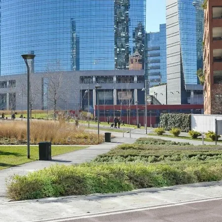 Castillia, Bosco Verticale Apartamento *